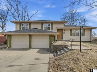 1811 S 133rd St, Omaha, NE 68144
