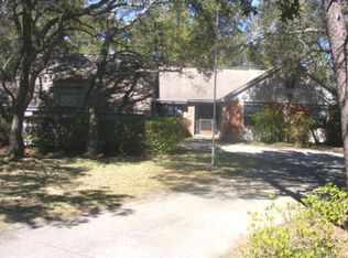 827 Saint Joseph Cv, Niceville, FL 32578