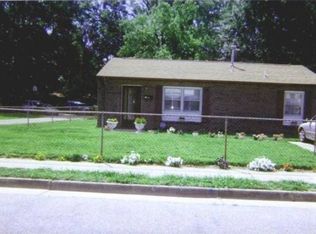 14 Ireland St, Hampton, VA 23663