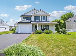 12 Lawn Ave, Norristown, PA 19403