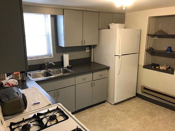 4th image of 3049 N Nordica Ave