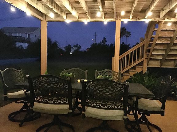 Lighted, furnished patio