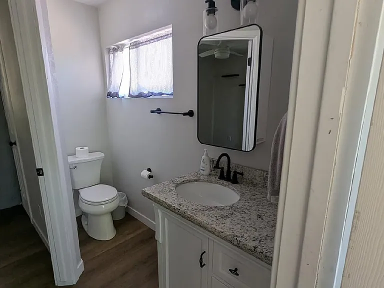 1435 Willow Lake Rd — Photo 16