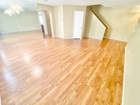 3rd image of 8233 Cactus Canyon Ct