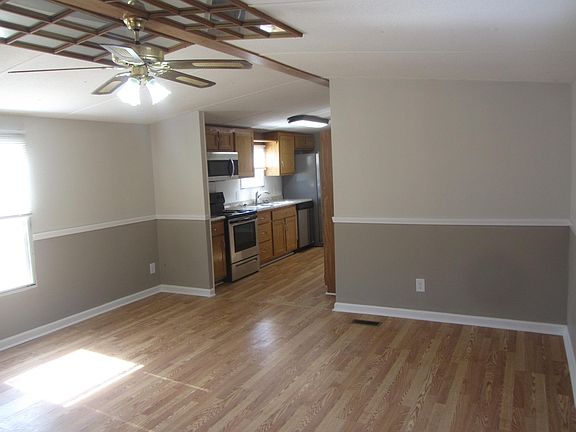 4th image of 265 Indiana Ave #265