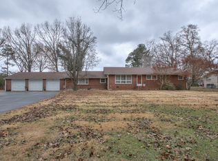 1403 Royal Trl, Manchester, TN 37355