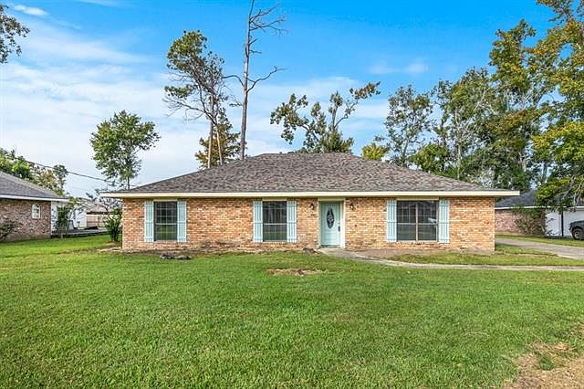 1st image of 4812 Riverridge Dr