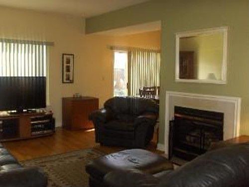 2nd image of 1002 Hill Ave