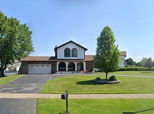 305 Carmas Dr, Rochester, NY 14626