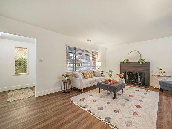 5th image of 1205 Utah Street
