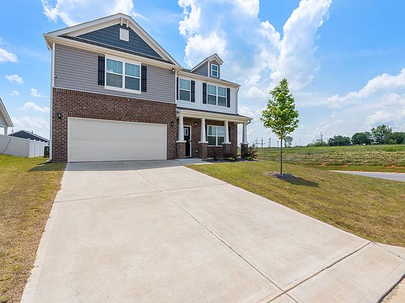 4th image of 906 Pineland Dr