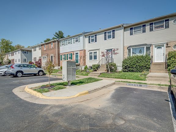 2nd image of 3039 White Birch Ct