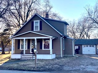 2025 NE Quincy St, Topeka, KS 66608