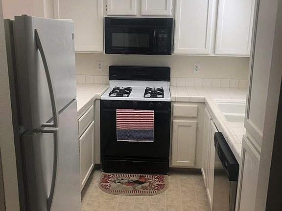 2nd image of 7100 Pirates Cove Rd APT 2090