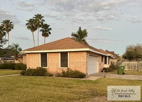2nd image of 4802 Lakeway Dr