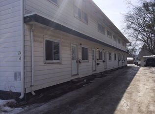 1108 Grant Ave APT 2, Waterloo, IA 50702