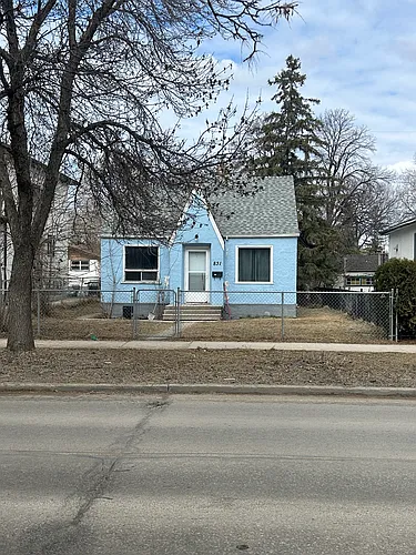 831 Talbot Ave Photo 1