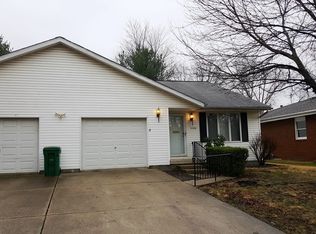 2224 E Hazel Dell Rd, Springfield, IL 62703