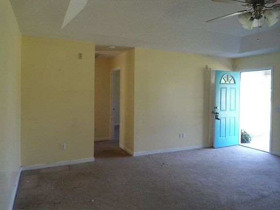 3rd image of 405 Joseph Ave