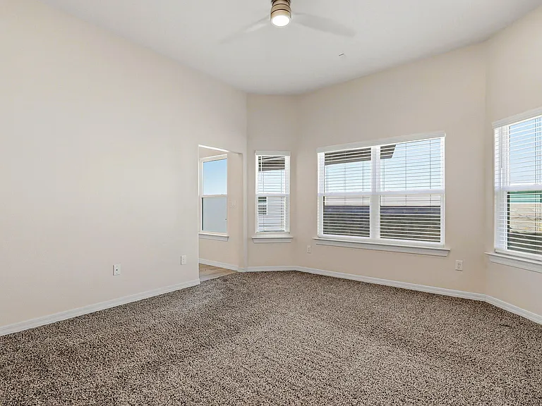 649 La Entrada Cir — Photo 20