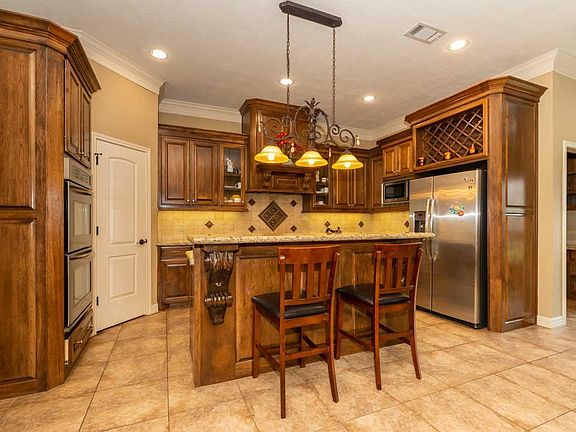 5th image of 3525 Prescott Dr