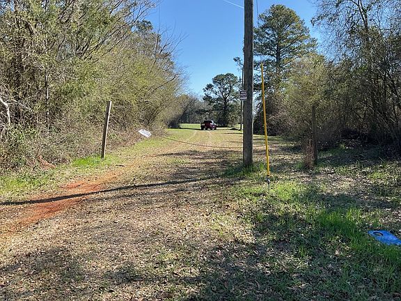 2nd image of 1902 Quail Tower Rd