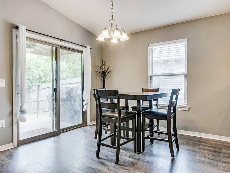 2362 Duncan Ridge Dr — Photo 12
