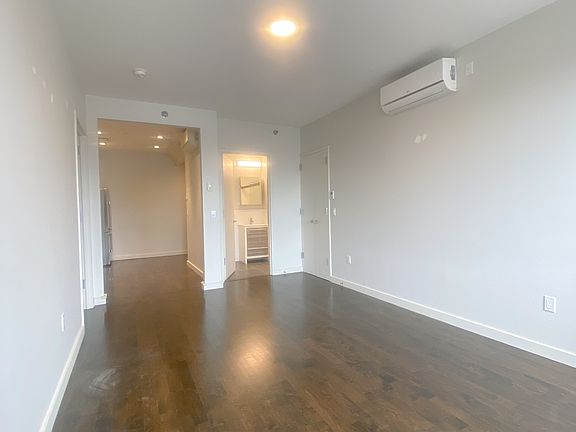 4th image of 28-58 36th St #4B