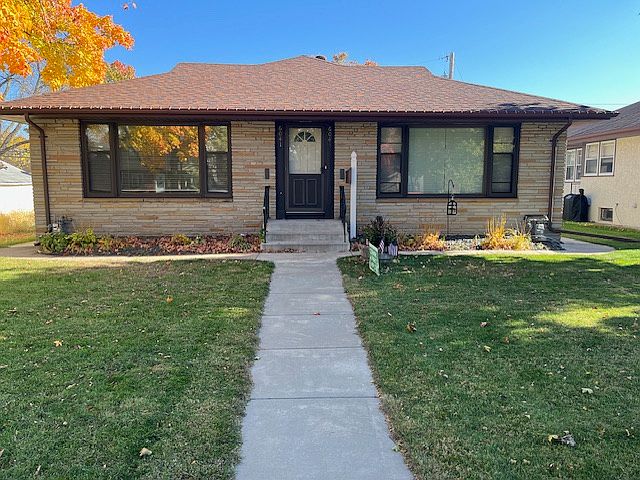 Welcome to 6041-6043 Portland Ave. 
Clean, sharp, quiet double bungalow in heart of the Diamond Lake Neighborhood!