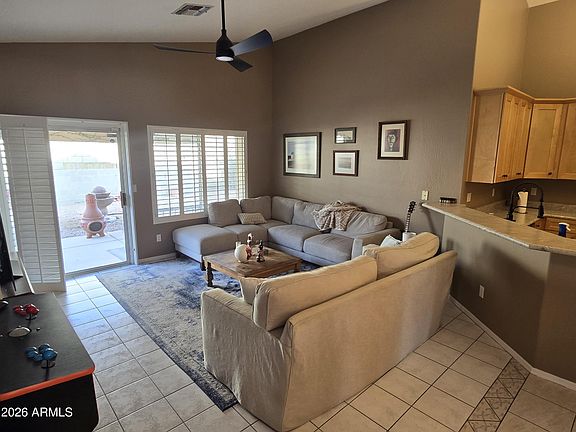 5th image of 1314 E SHEENA Drive