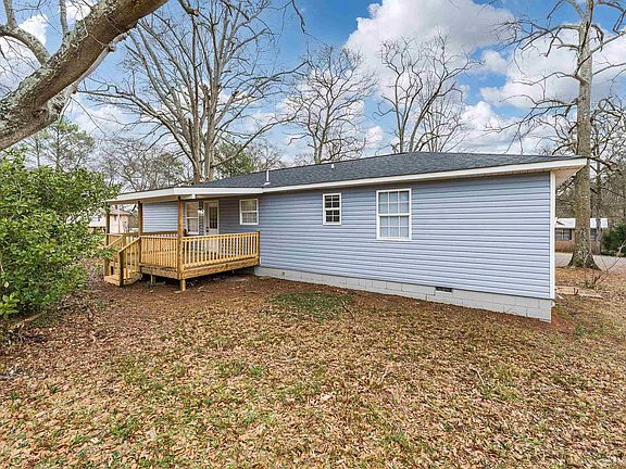 5th image of 144 Greenridge Rd