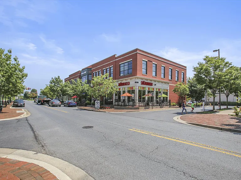 13404 Fountain Club Dr — Photo 38