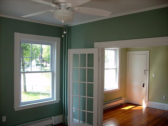 2nd image of 11 Parker Ave APT 2
