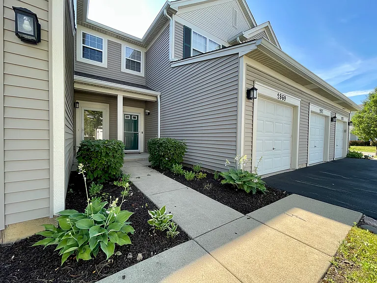 2867 Falling Waters Dr — Photo 23