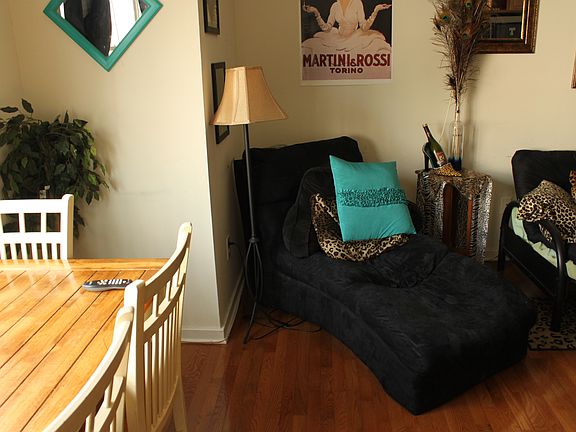 3rd image of 1721 W Montgomery Ave APT 2