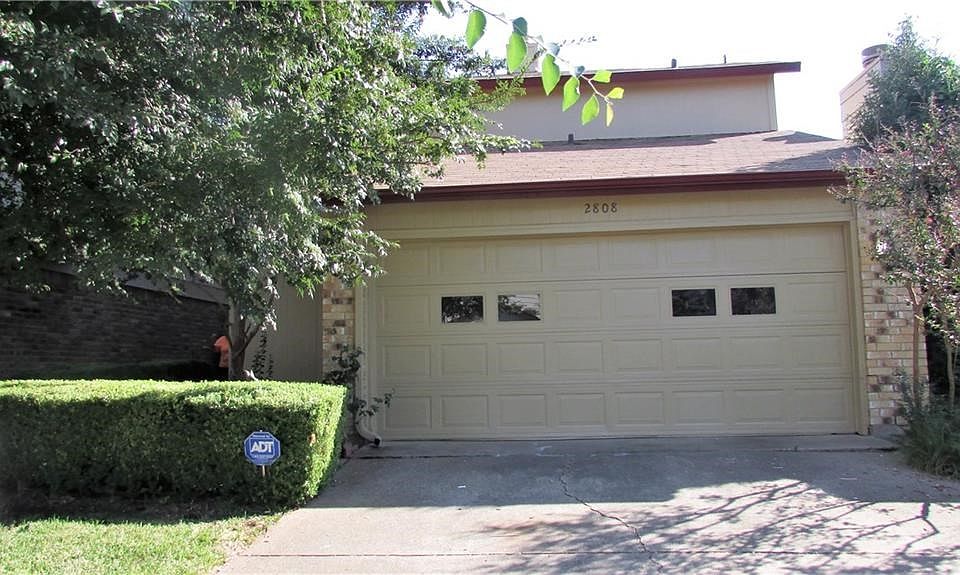 1st image of 2808 Capella Cir