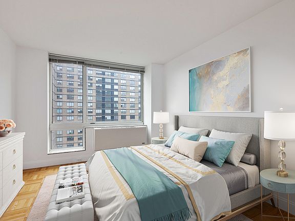 2nd image of 215 E 96th St #28E