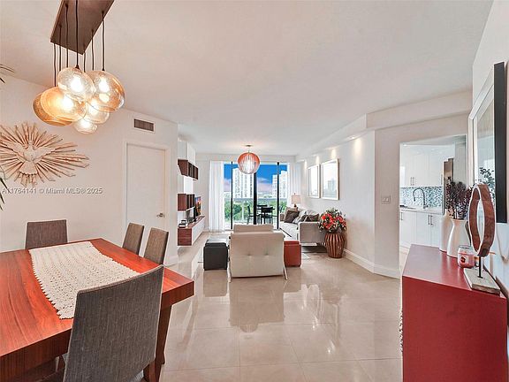 4th image of 20185 E Country Club Dr APT 909