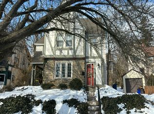 322 Upland Way, Drexel Hill, PA 19026
