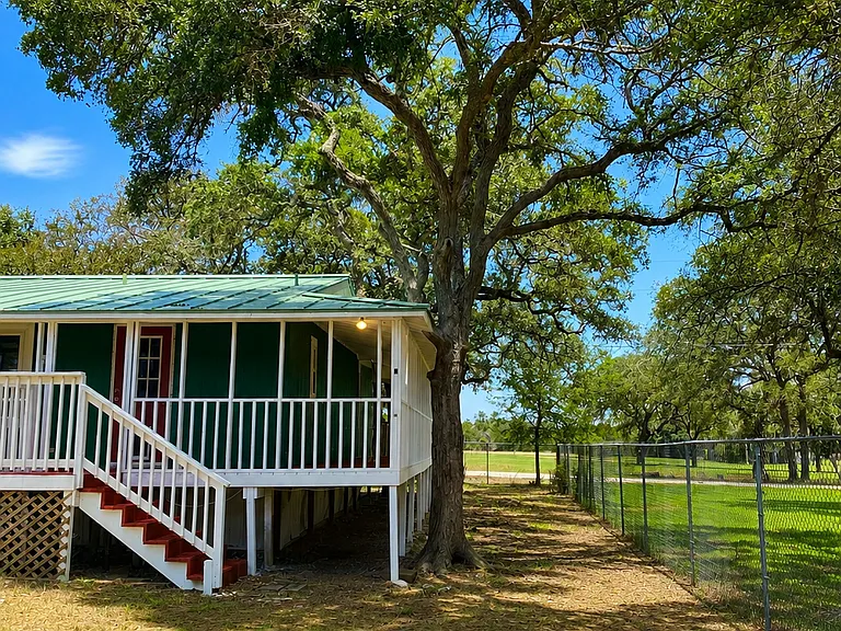 712 Fawn Dr — Photo 18