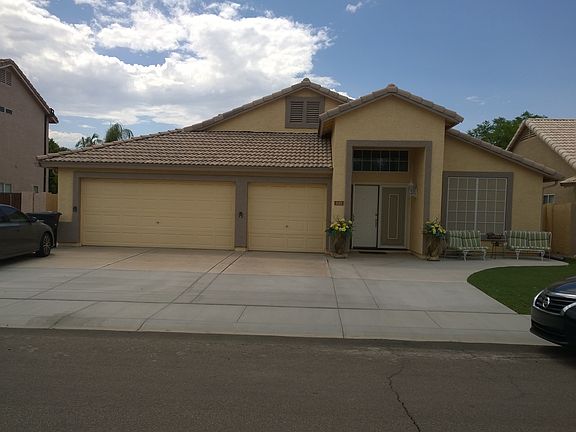 2nd image of 532 N Leoma Ln