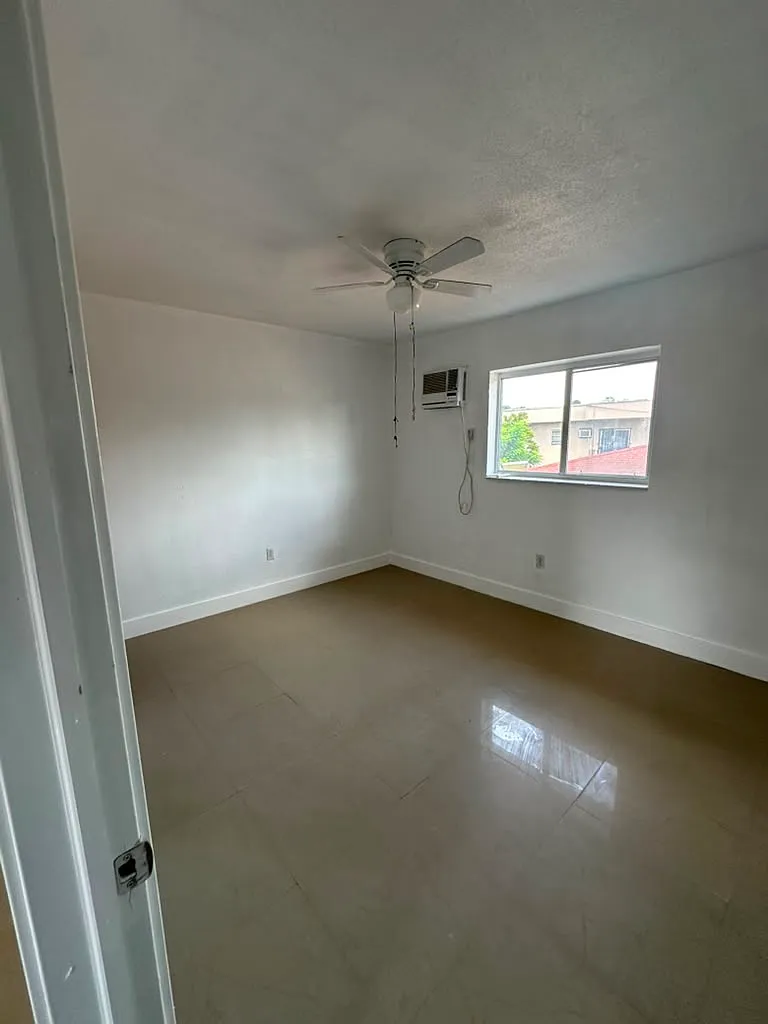 1 bed, $1,600 — Photo 2
