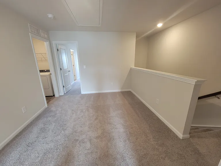 5250 Brailey Cir — Photo 9