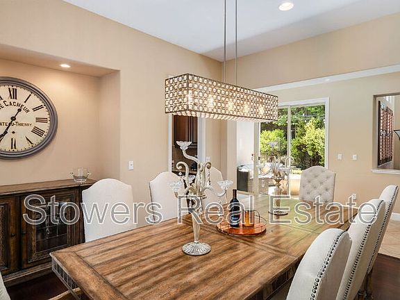 5th image of 1301 Sugarloaf Dr