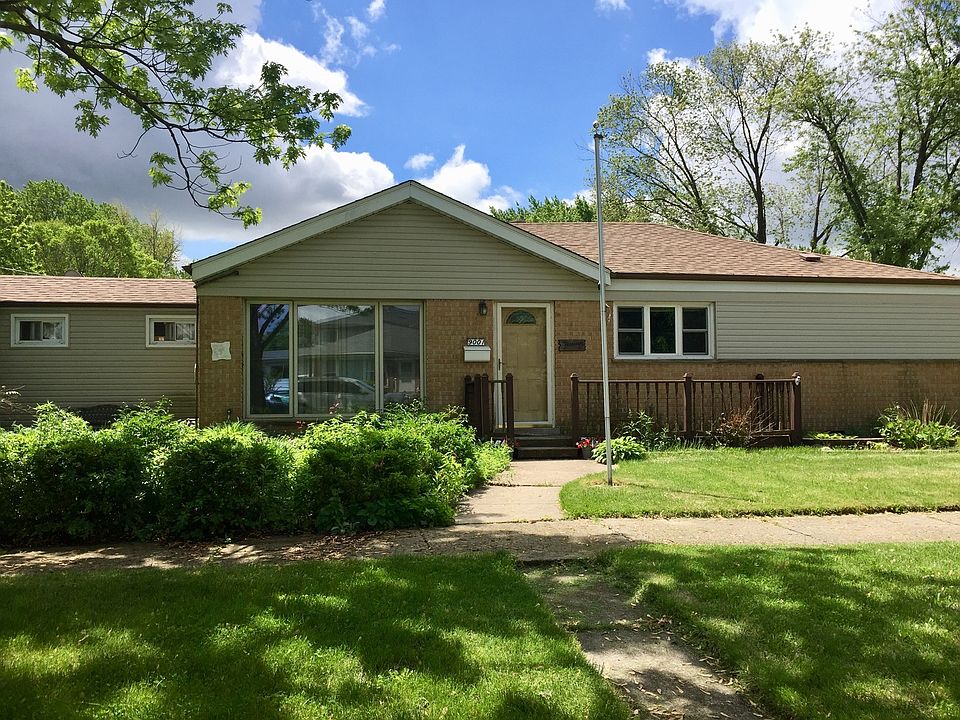 1st image of 9001 S 49th Ave