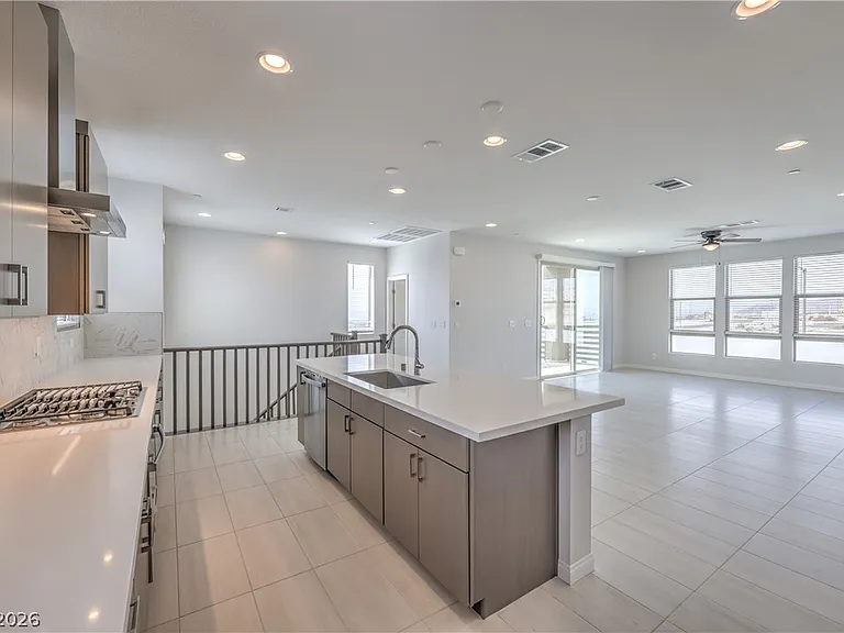 11504 Fleet Wing Ave — Photo 12