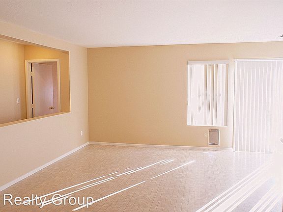 5th image of 7852 Wavering Pine Dr