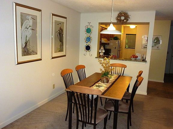 4th image of 36 Deallyon Ave APT 63