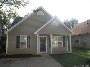 1428 Hidden Stream Ct, Charlotte, NC 28213