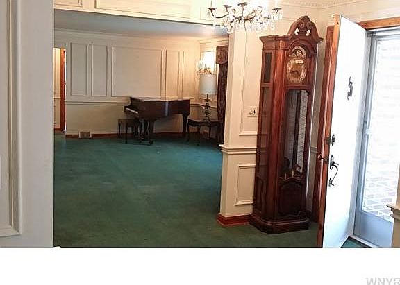 3rd image of 1615 Sheridan Dr